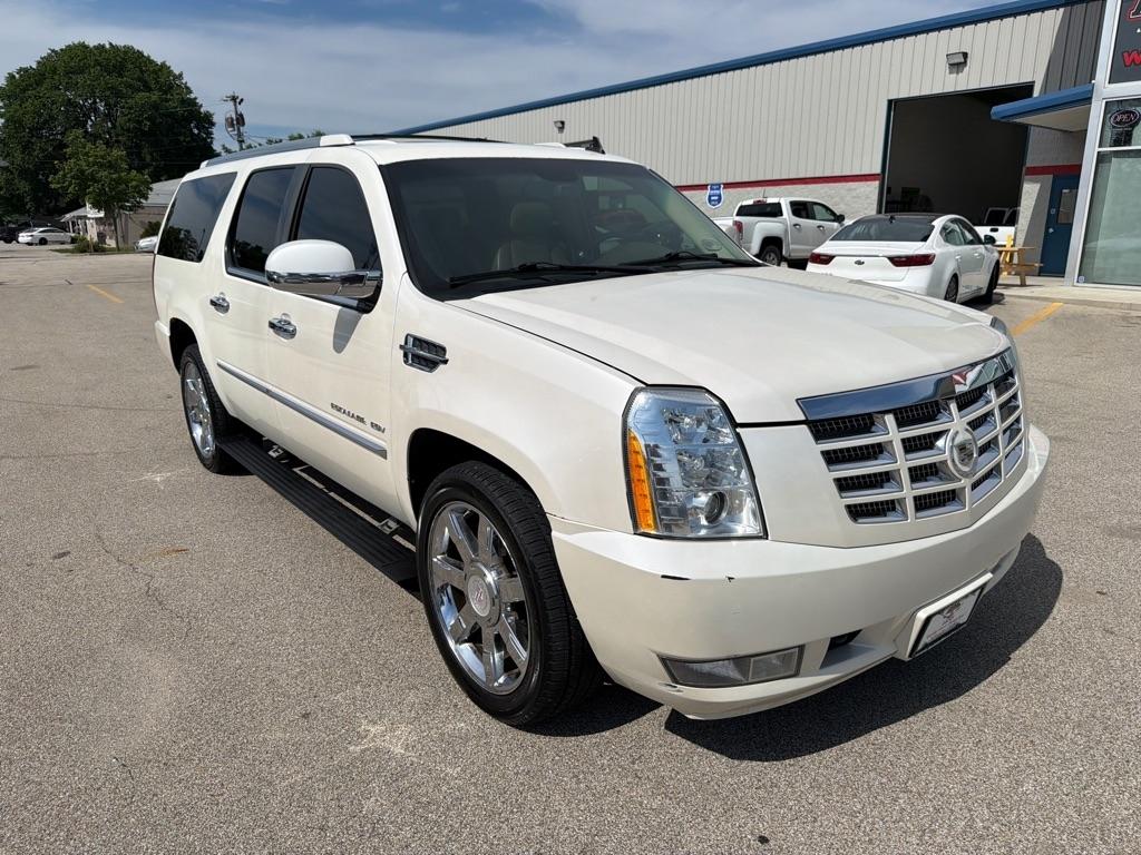 cadillac escalade esv 2010 1GYUKJEF4AR215676 image cadillac escalade esv 2010 1GYUKJEF4AR215676 image